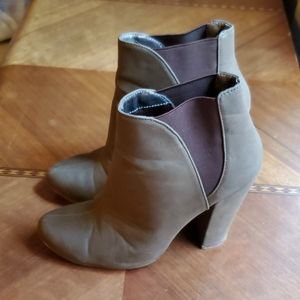 Michael Antonio ankle boots